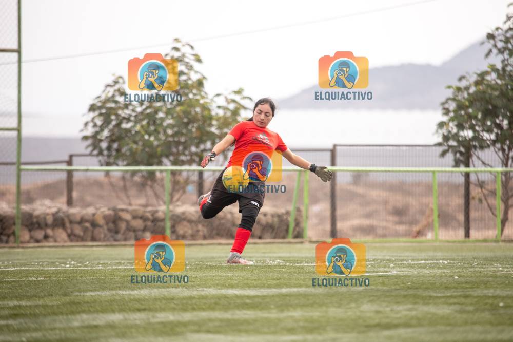 Fotografía del evento Oscar Aldunate Vs Femenina Dominos