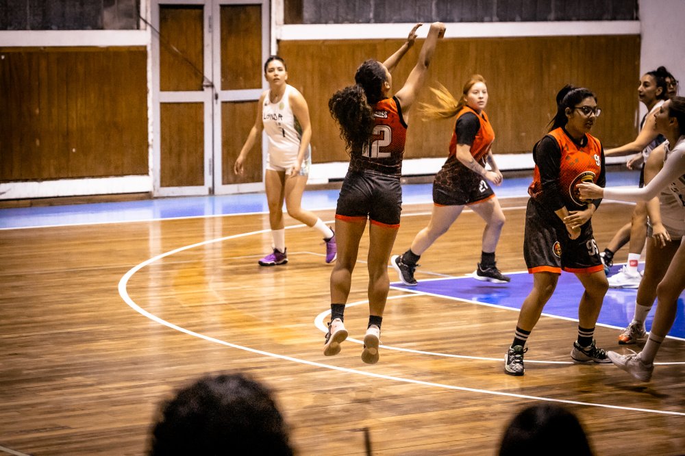 Fotos del evento deportivo Legendario Vs Kayros
